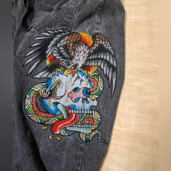 Ed Hardy’s
W:36 L:44
Loose Fit
Brand new, Good condition - Picture 1 of 5